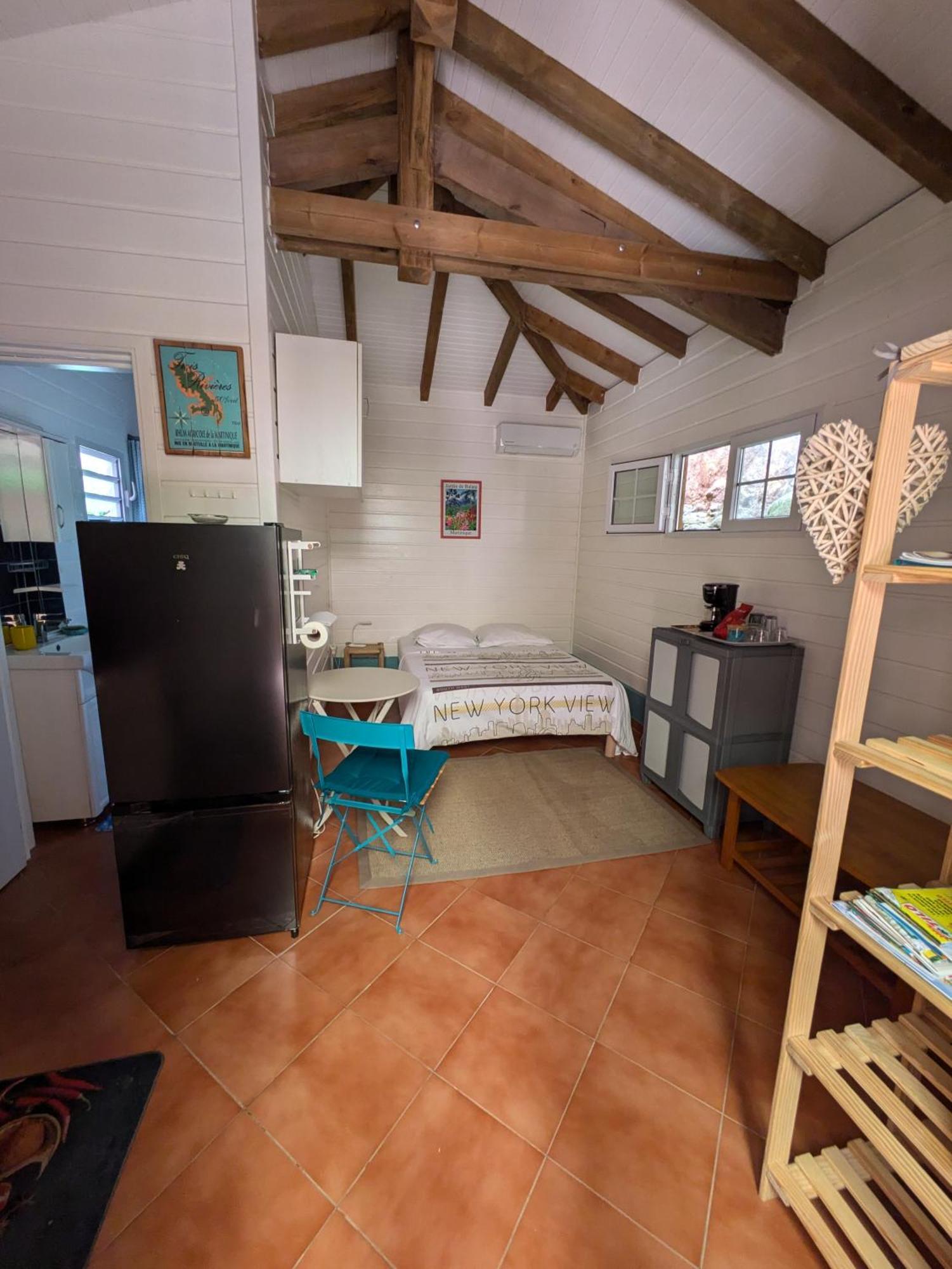 Le Marin - Bungalow Classe 3 Etoiles Tb Equipe & Confortable - Escapade En Couple - Paisible & En Toute Discretion - Wi-Fi - Climatisation - Calme & Serenite - Plages Du Sud, Centre De Carenage & Marina Du Marin Proche En Voiture - Acheminement Sur D المظهر الخارجي الصورة